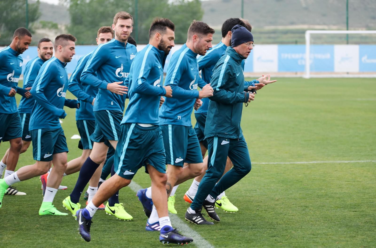 Вторые «Газпром»-тренировочные сборы в Испании: 3 февраля, утренняя тренировка