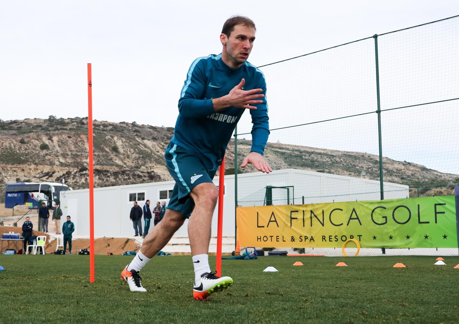 Вторые «Газпром»-тренировочные сборы в Испании: 3 февраля, утренняя тренировка