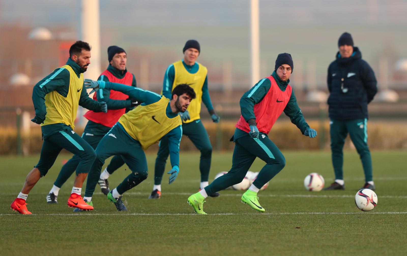 Третьи «Газпром»-тренировочные сборы в Бельгии: 13 февраля, вечерняя тренировка