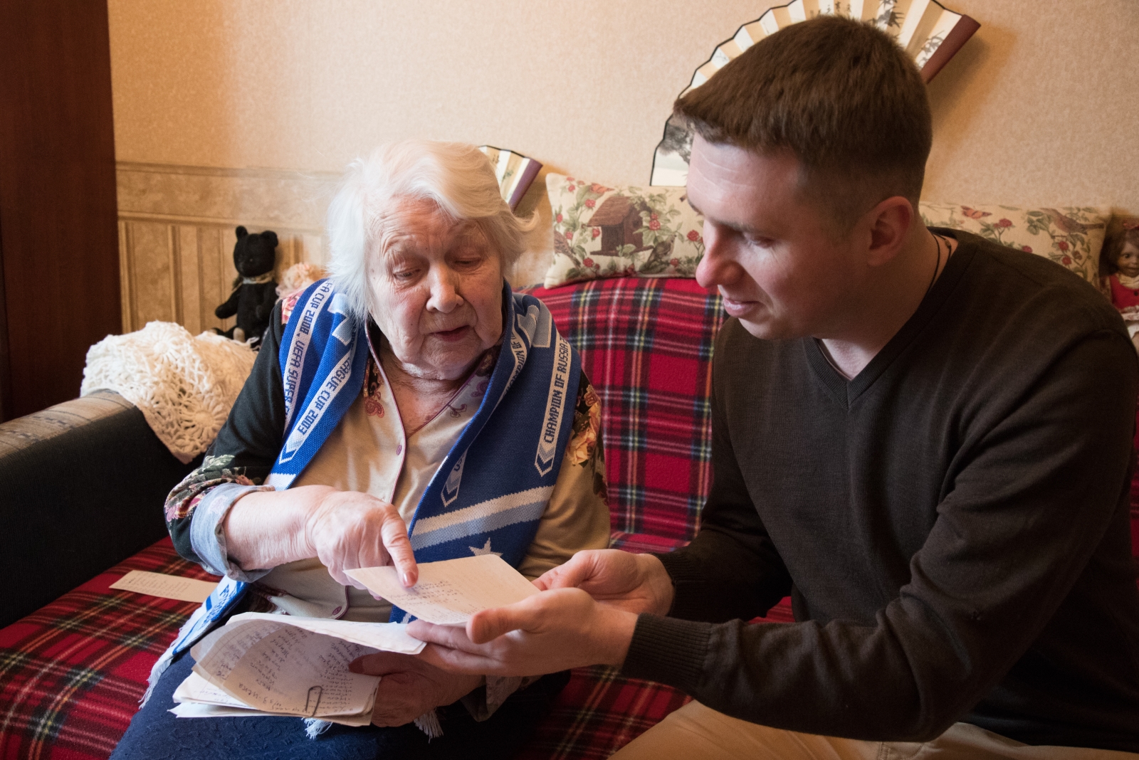 Поздравление с 8 марта 99-летней болельщицы ФК «Зенит»