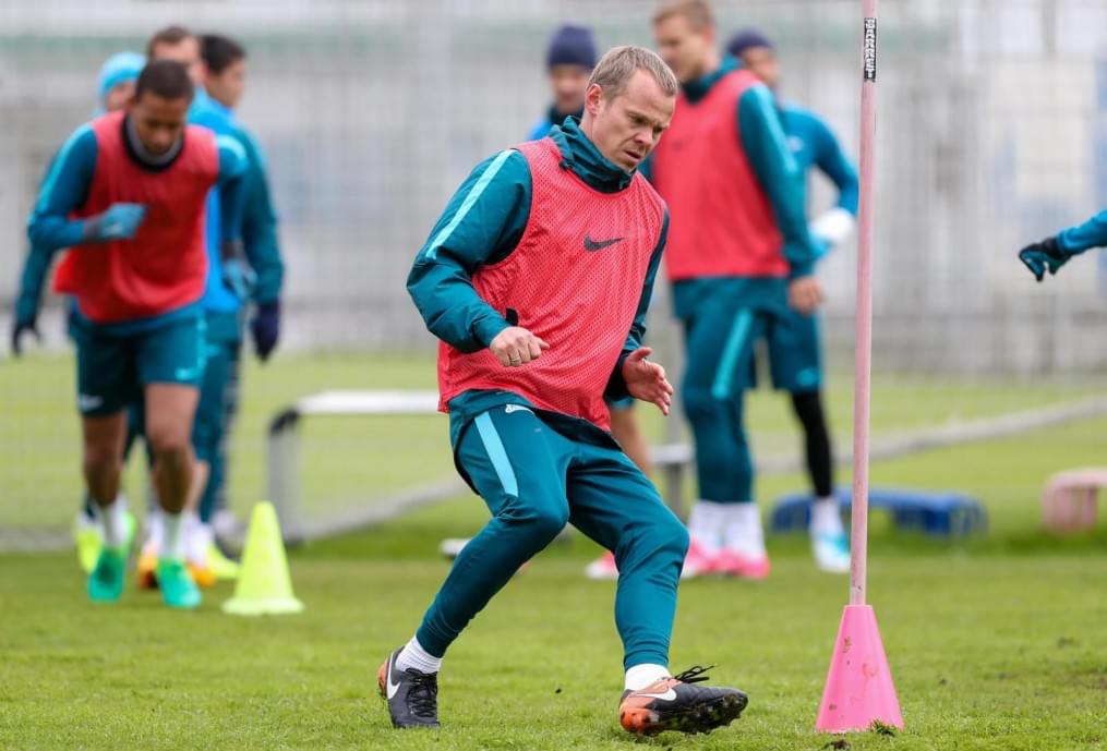 Тренировка «Зенита» перед матчем с «Крыльями Советов»