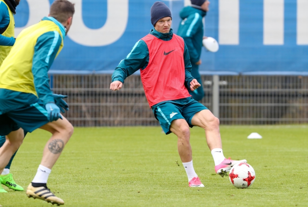 Тренировка «Зенита» перед матчем с «Крыльями Советов»