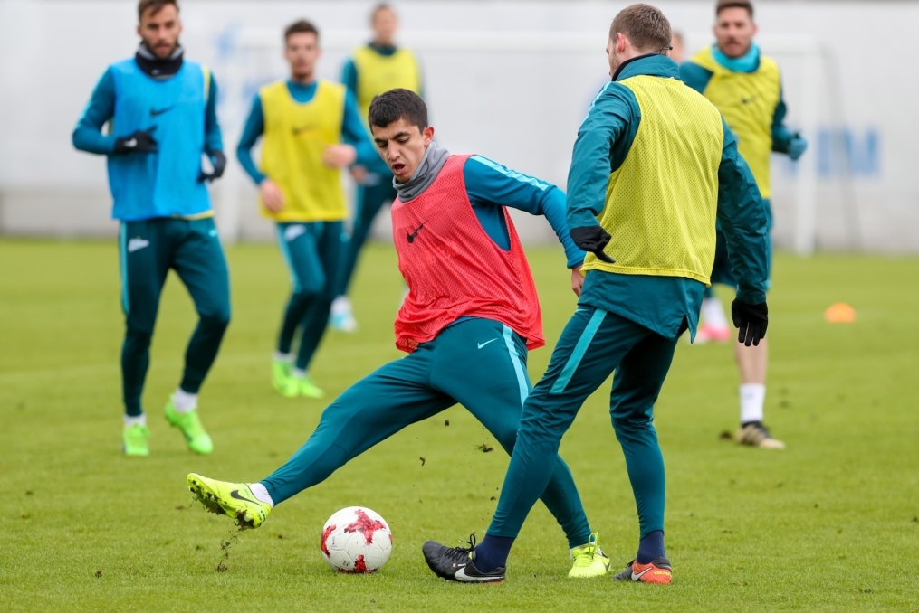 Тренировка «Зенита» перед матчем с «Крыльями Советов»