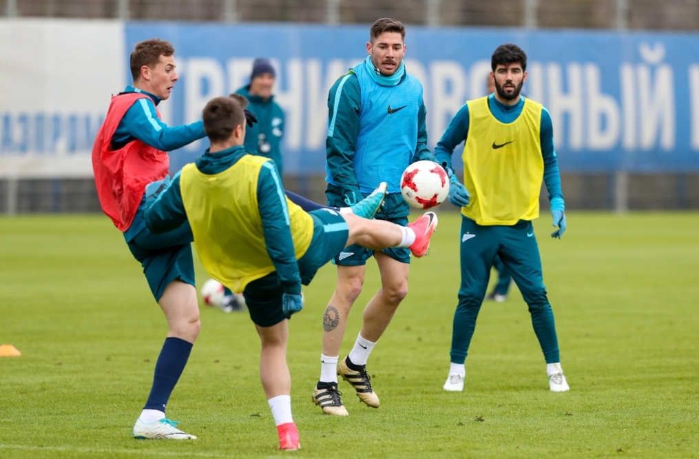 Тренировка «Зенита» перед матчем с «Крыльями Советов»