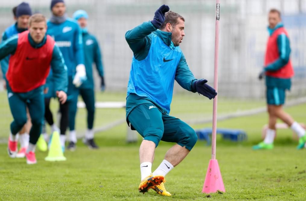 Тренировка «Зенита» перед матчем с «Крыльями Советов»