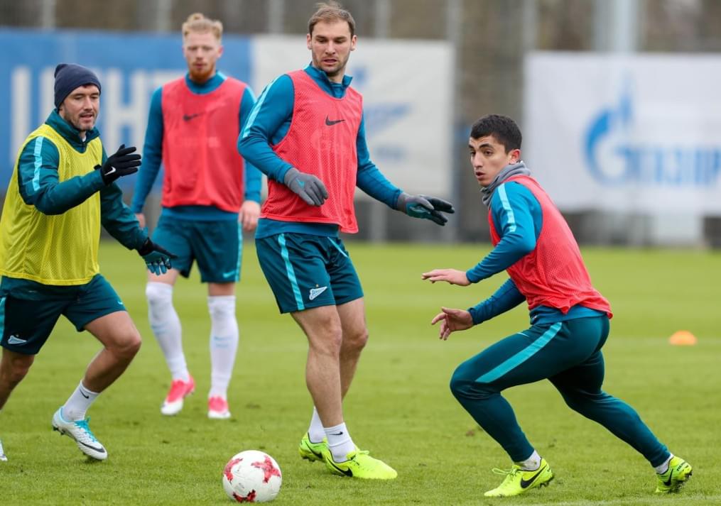 Тренировка «Зенита» перед матчем с «Крыльями Советов»