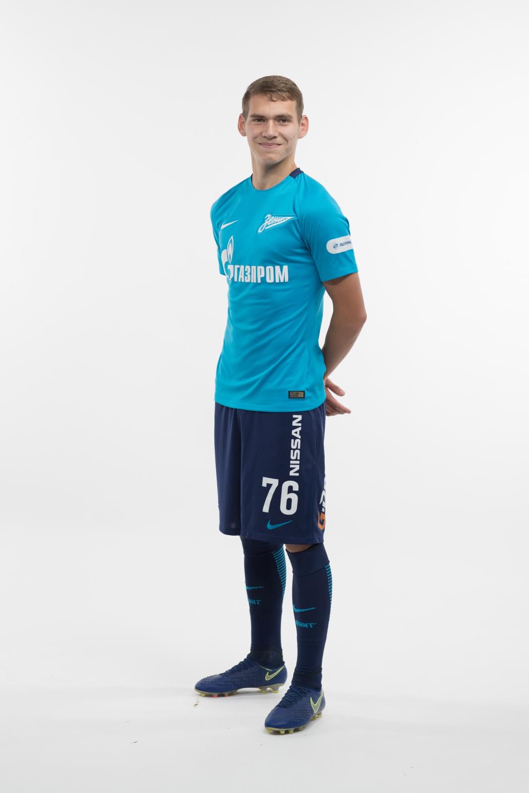 Фотосессия игроков молодежного состава ФК «Зенит» в новой игровой форме Nike сезона 2017/18