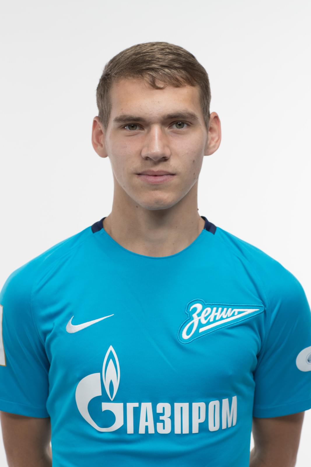 Фотосессия игроков молодежного состава ФК «Зенит» в новой игровой форме Nike сезона 2017/18