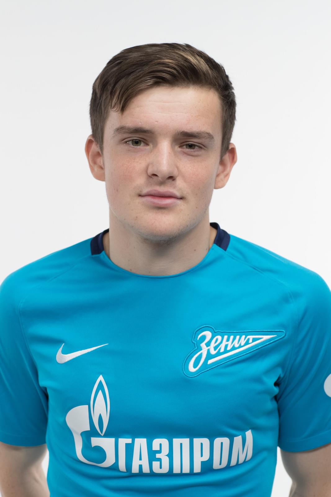 Фотосессия игроков молодежного состава ФК «Зенит» в новой игровой форме Nike сезона 2017/18
