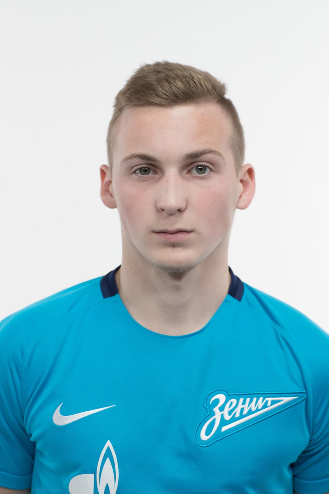 Фотосессия игроков молодежного состава ФК «Зенит» в новой игровой форме Nike сезона 2017/18