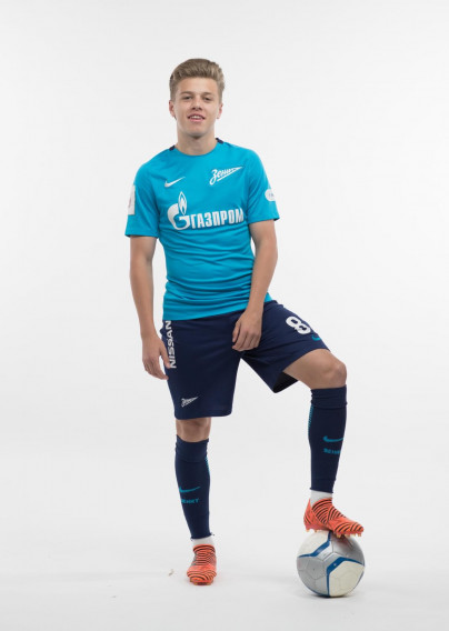 Фотосессия игроков молодежного состава ФК «Зенит» в новой игровой форме Nike сезона 2017/18