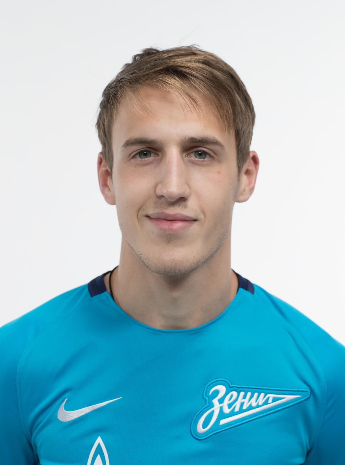 Фотосессия игроков молодежного состава ФК «Зенит» в новой игровой форме Nike сезона 2017/18