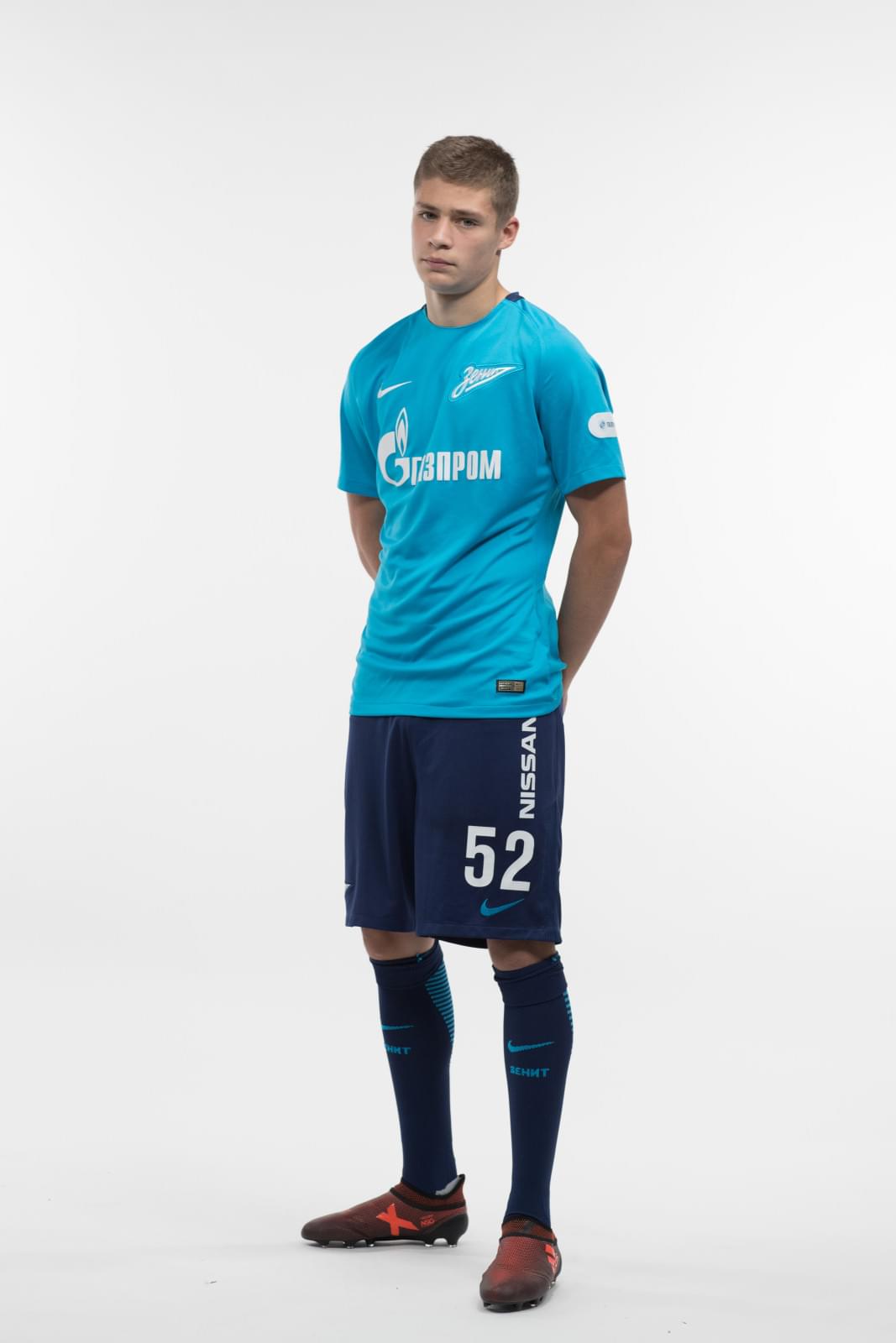 Фотосессия игроков молодежного состава ФК «Зенит» в новой игровой форме Nike сезона 2017/18
