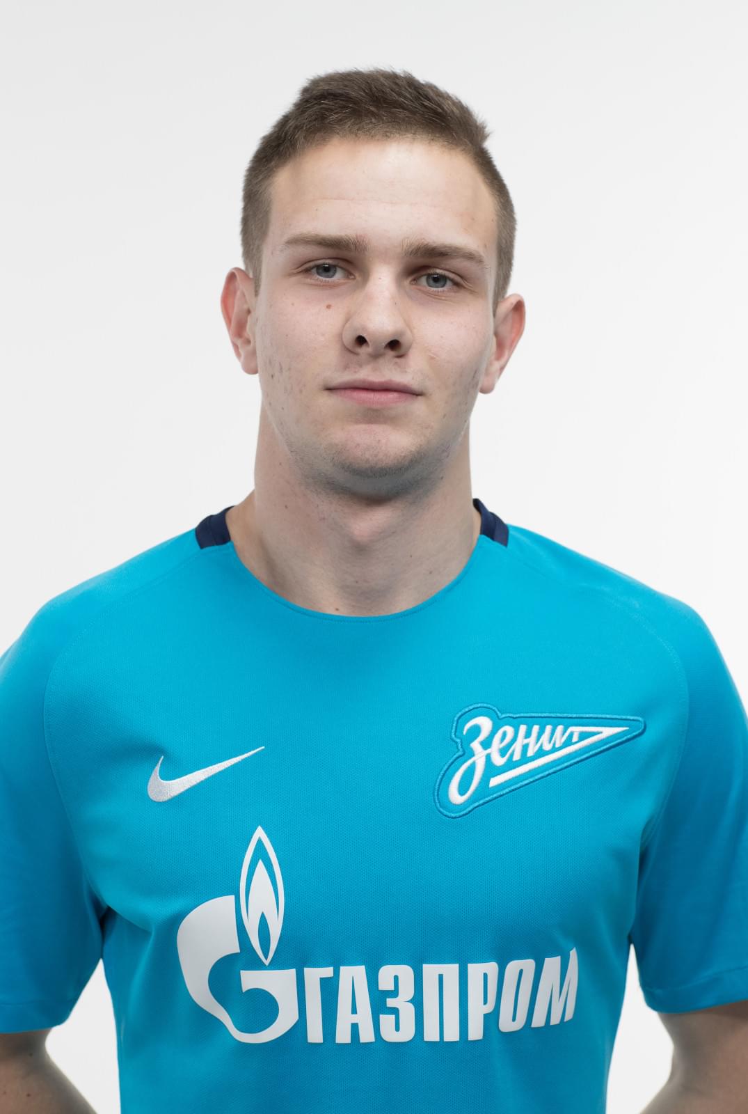 Фотосессия игроков молодежного состава ФК «Зенит» в новой игровой форме Nike сезона 2017/18