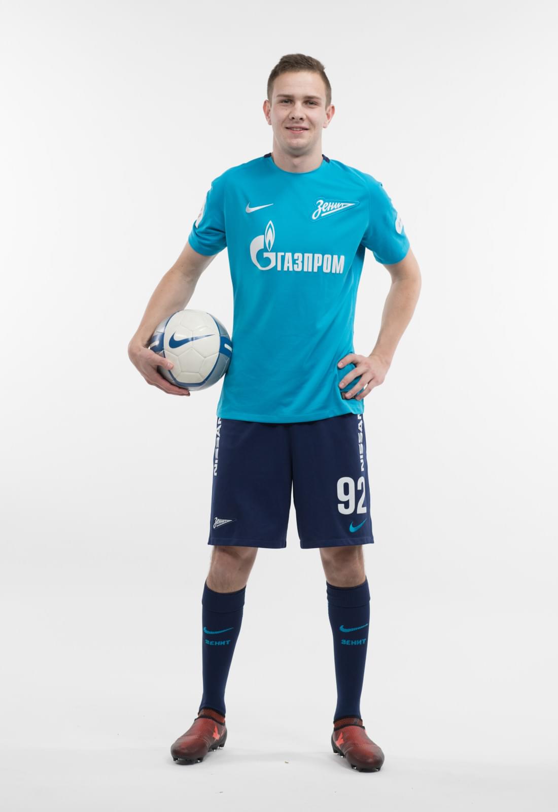 Фотосессия игроков молодежного состава ФК «Зенит» в новой игровой форме Nike сезона 2017/18