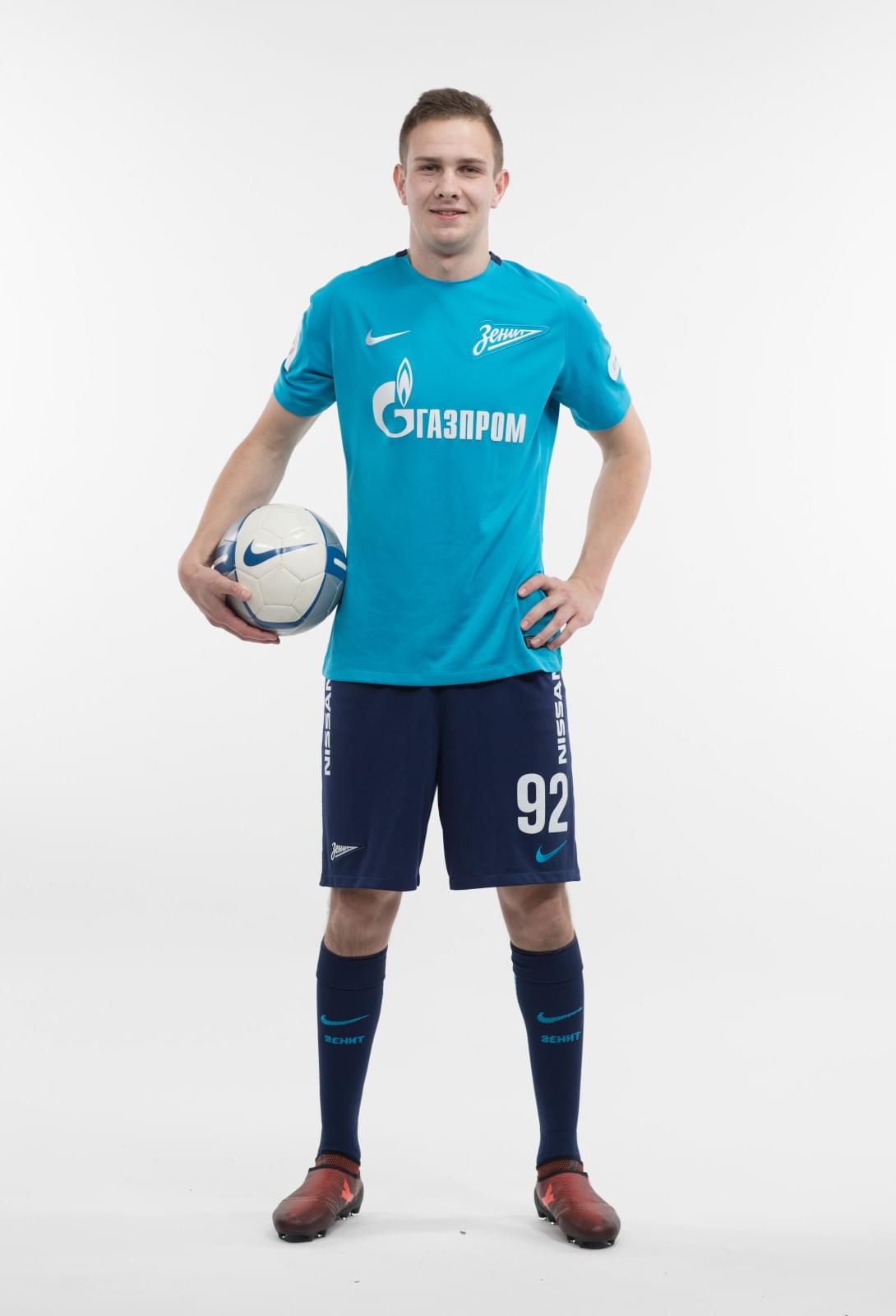 Фотосессия игроков молодежного состава ФК «Зенит» в новой игровой форме Nike сезона 2017/18