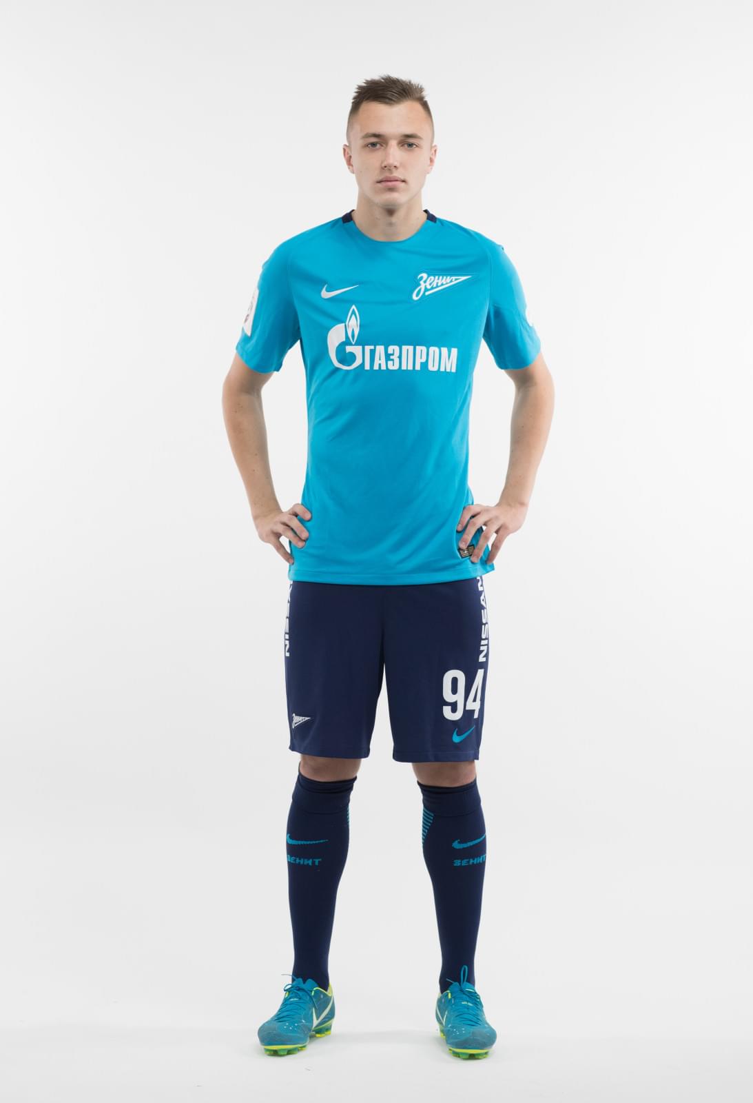 Фотосессия игроков молодежного состава ФК «Зенит» в новой игровой форме Nike сезона 2017/18