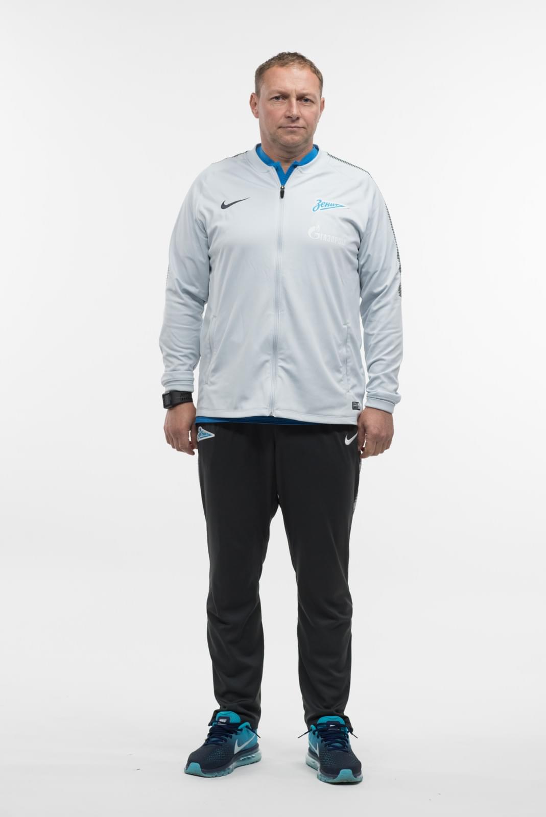 Фотосессия игроков молодежного состава ФК «Зенит» в новой игровой форме Nike сезона 2017/18