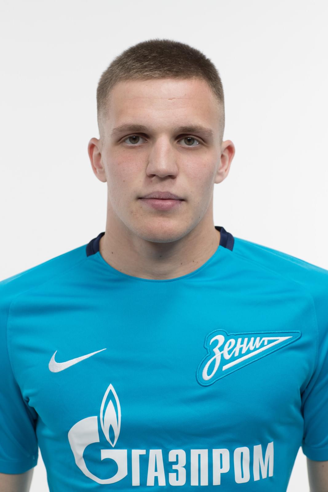 Фотосессия игроков молодежного состава ФК «Зенит» в новой игровой форме Nike сезона 2017/18