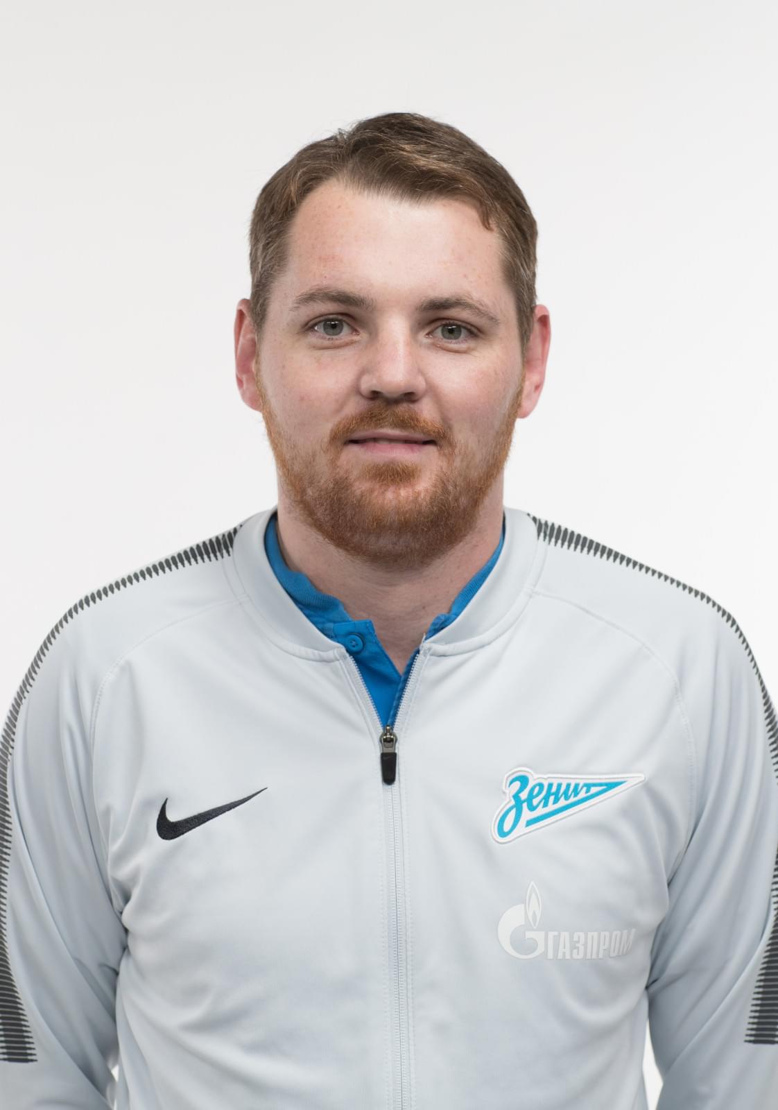 Фотосессия игроков молодежного состава ФК «Зенит» в новой игровой форме Nike сезона 2017/18