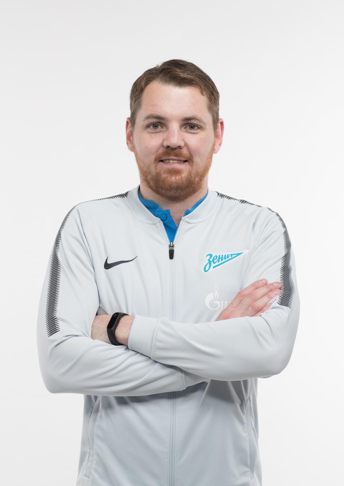 Фотосессия игроков молодежного состава ФК «Зенит» в новой игровой форме Nike сезона 2017/18