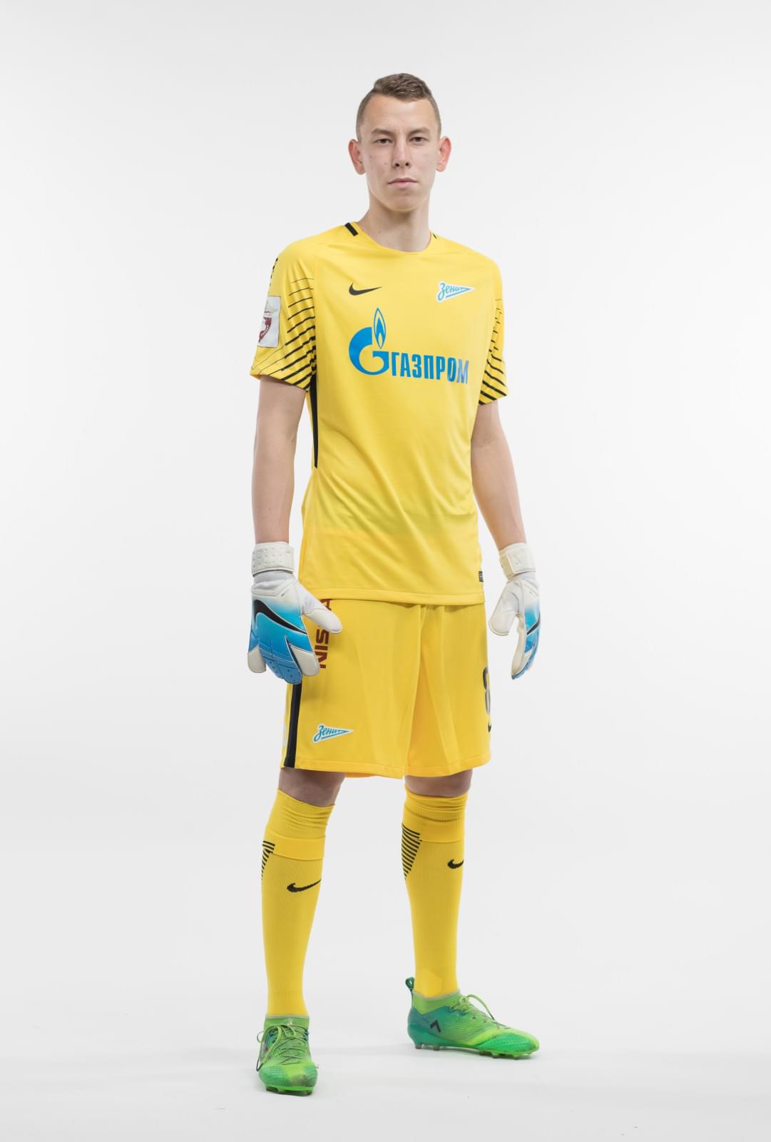 Фотосессия игроков молодежного состава ФК «Зенит» в новой игровой форме Nike сезона 2017/18