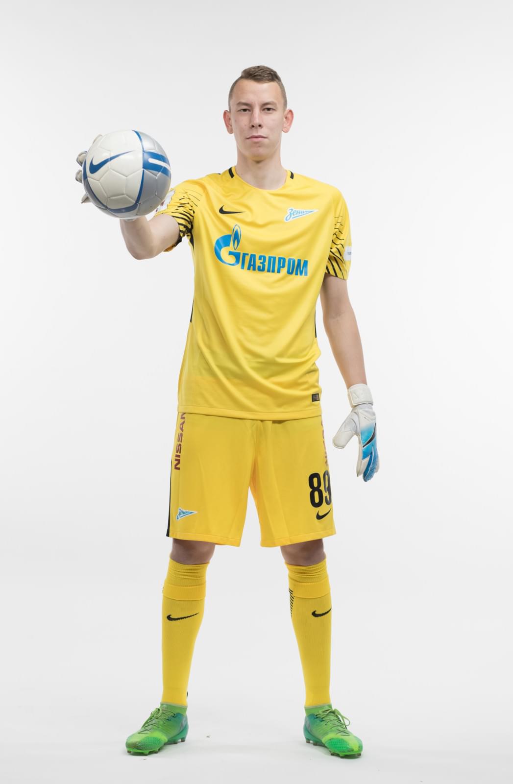 Фотосессия игроков молодежного состава ФК «Зенит» в новой игровой форме Nike сезона 2017/18