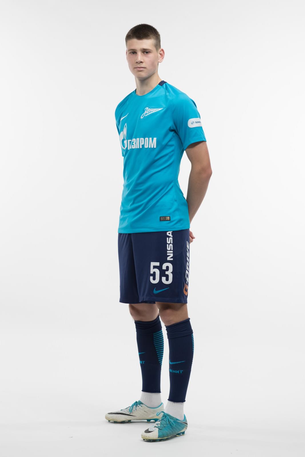Фотосессия игроков молодежного состава ФК «Зенит» в новой игровой форме Nike сезона 2017/18