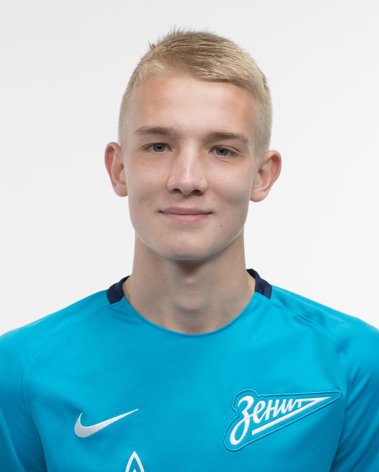 Фотосессия игроков молодежного состава ФК «Зенит» в новой игровой форме Nike сезона 2017/18
