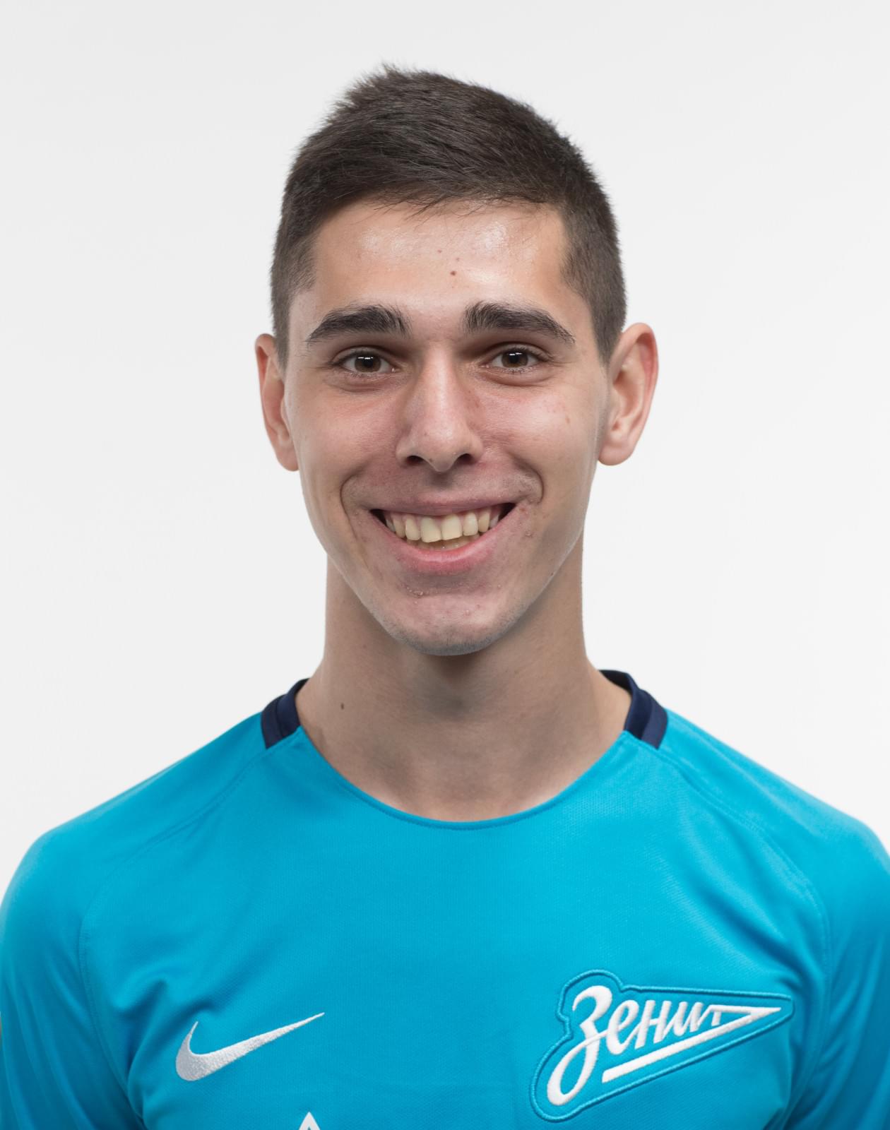 Фотосессия игроков молодежного состава ФК «Зенит» в новой игровой форме Nike сезона 2017/18