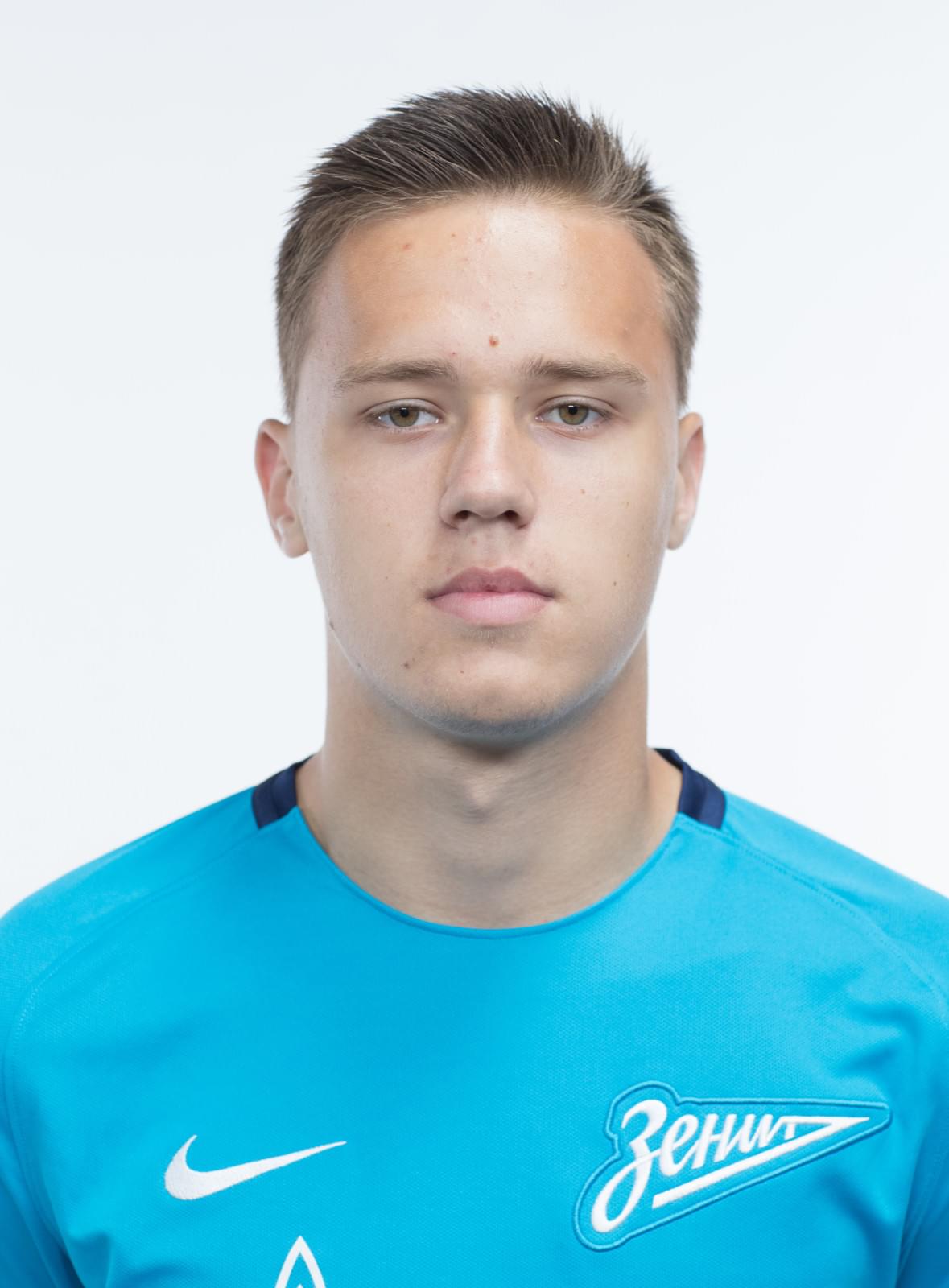 Фотосессия игроков молодежного состава ФК «Зенит» в новой игровой форме Nike сезона 2017/18