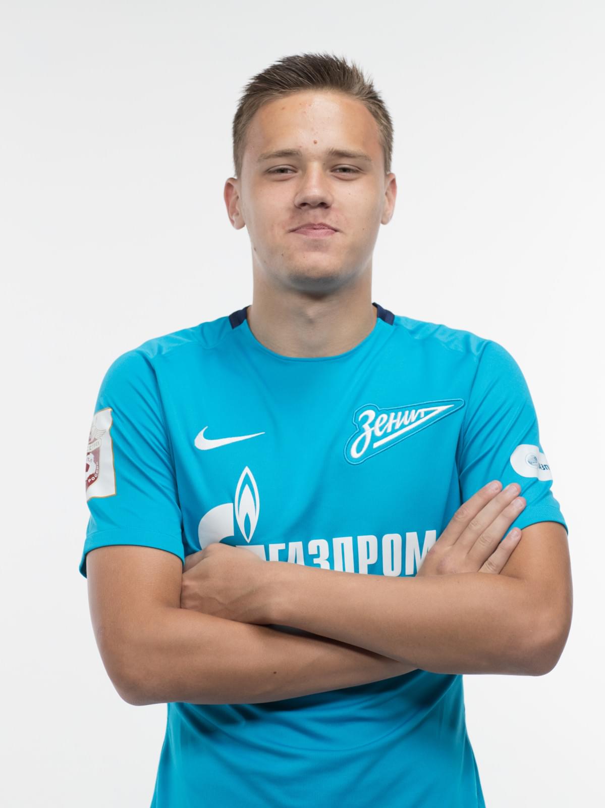 Фотосессия игроков молодежного состава ФК «Зенит» в новой игровой форме Nike сезона 2017/18