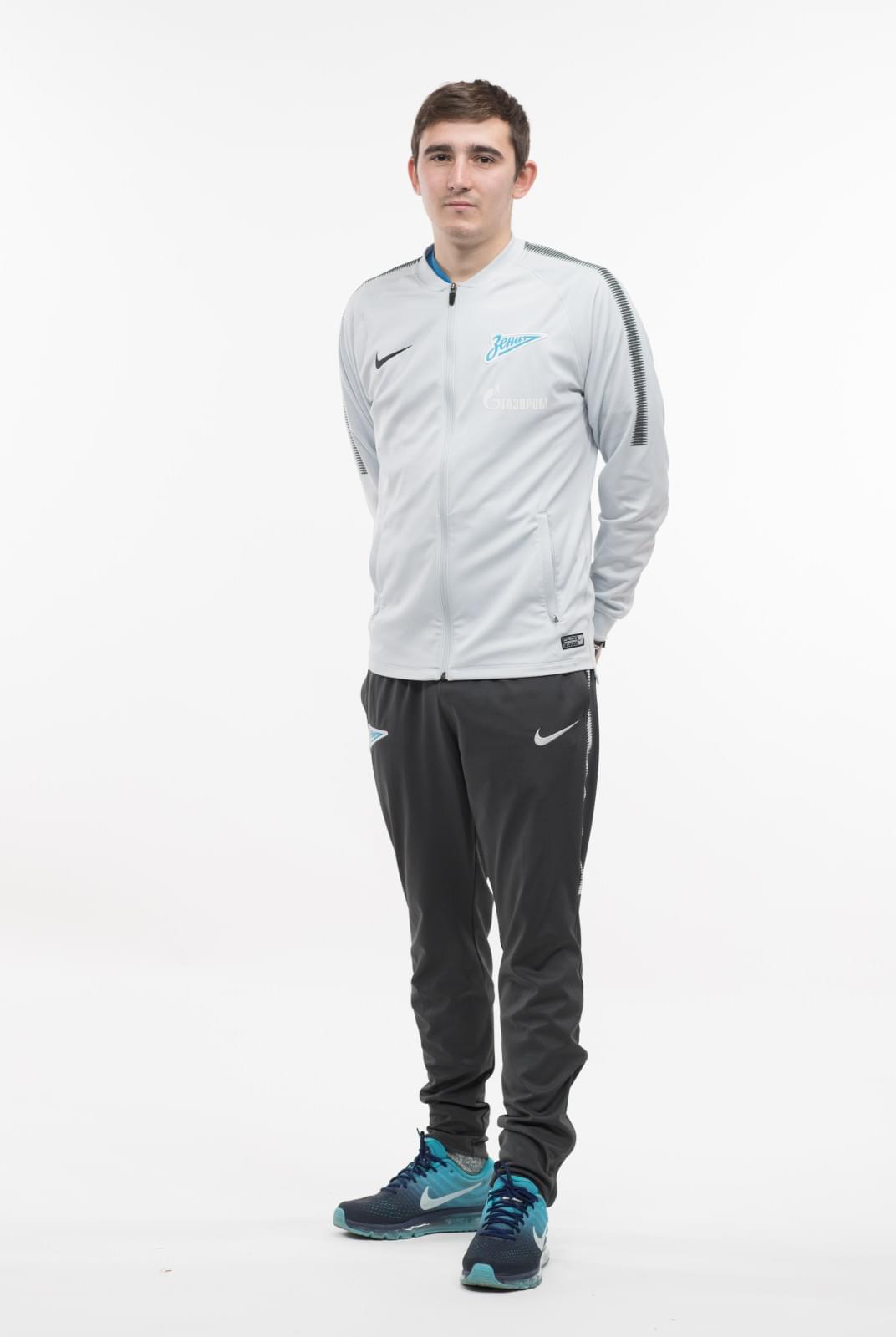 Фотосессия игроков молодежного состава ФК «Зенит» в новой игровой форме Nike сезона 2017/18