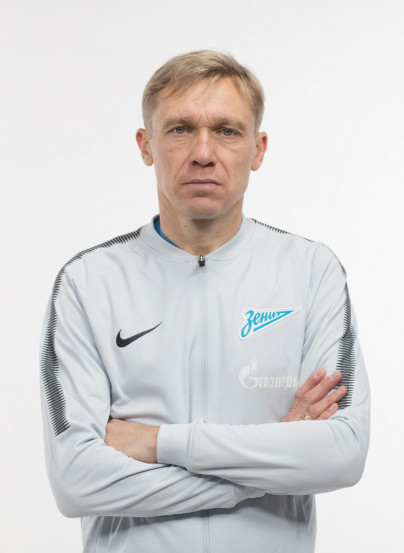 Фотосессия игроков молодежного состава ФК «Зенит» в новой игровой форме Nike сезона 2017/18