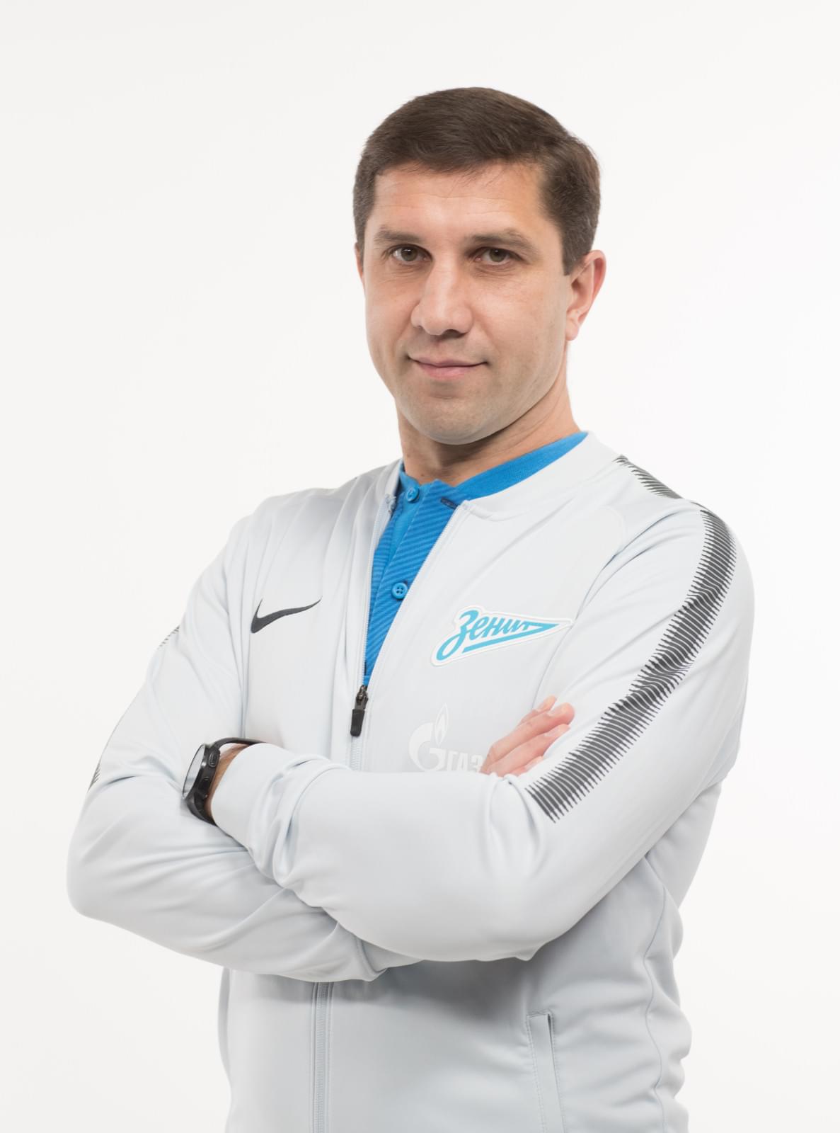 Фотосессия игроков молодежного состава ФК «Зенит» в новой игровой форме Nike сезона 2017/18