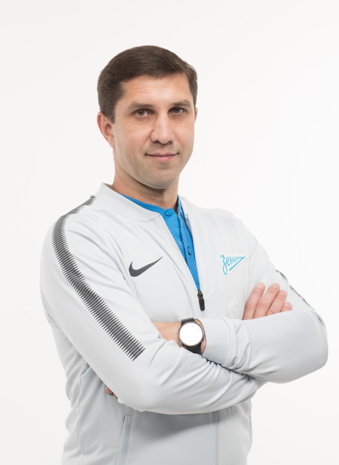 Фотосессия игроков молодежного состава ФК «Зенит» в новой игровой форме Nike сезона 2017/18