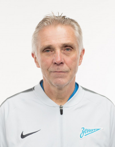 Фотосессия игроков молодежного состава ФК «Зенит» в новой игровой форме Nike сезона 2017/18