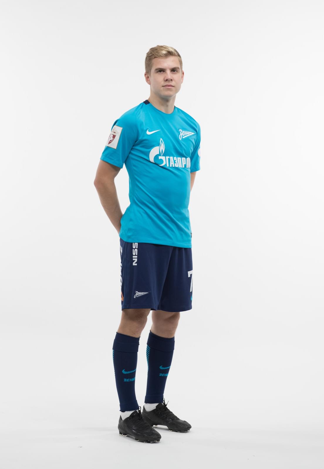 Фотосессия игроков молодежного состава ФК «Зенит» в новой игровой форме Nike сезона 2017/18