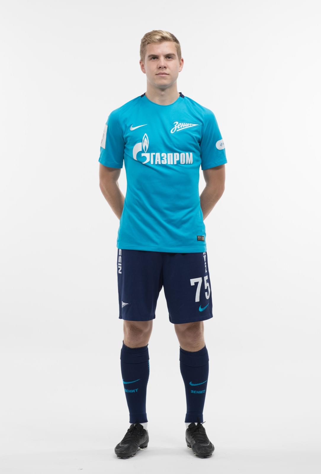 Фотосессия игроков молодежного состава ФК «Зенит» в новой игровой форме Nike сезона 2017/18