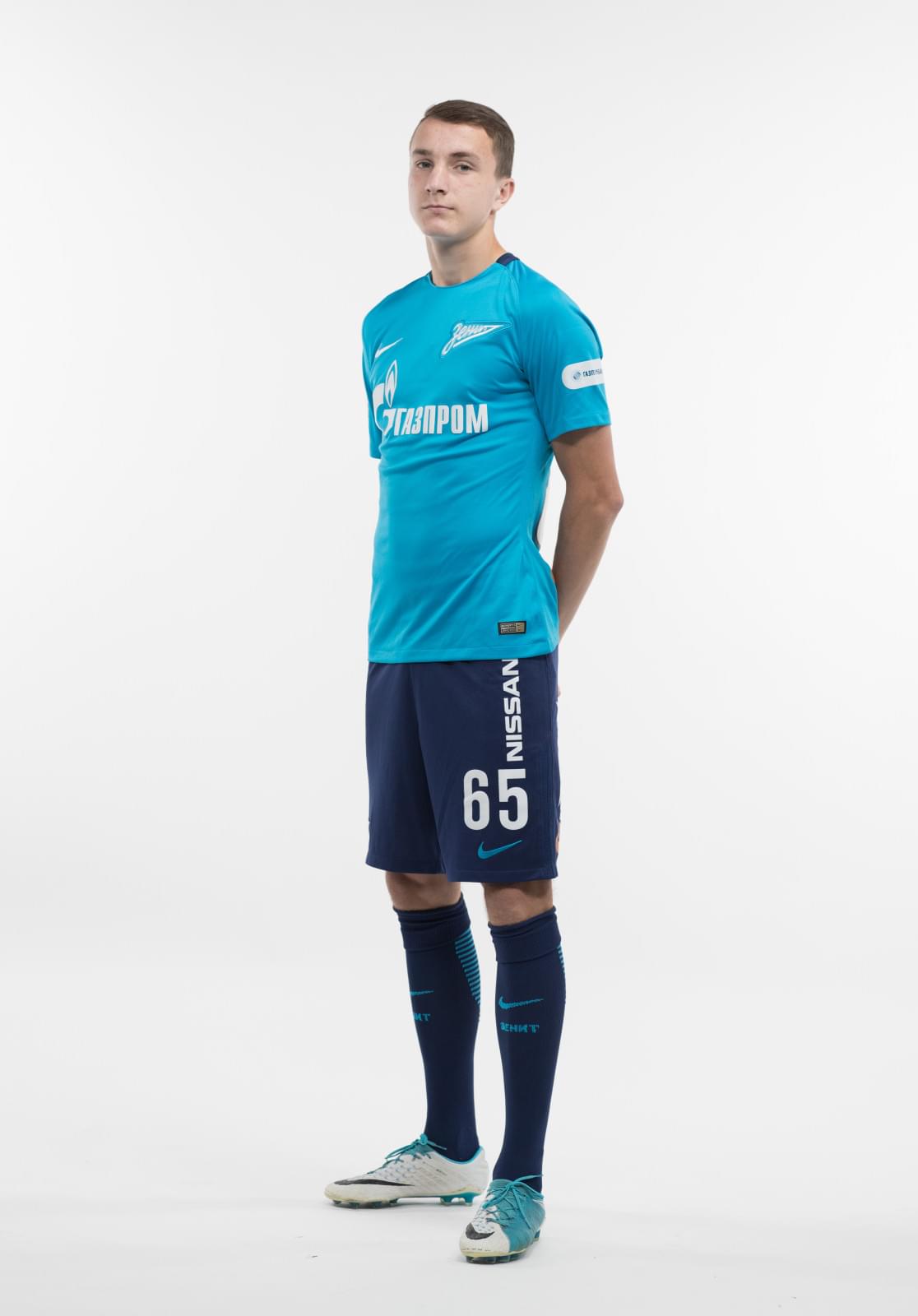 Фотосессия игроков молодежного состава ФК «Зенит» в новой игровой форме Nike сезона 2017/18