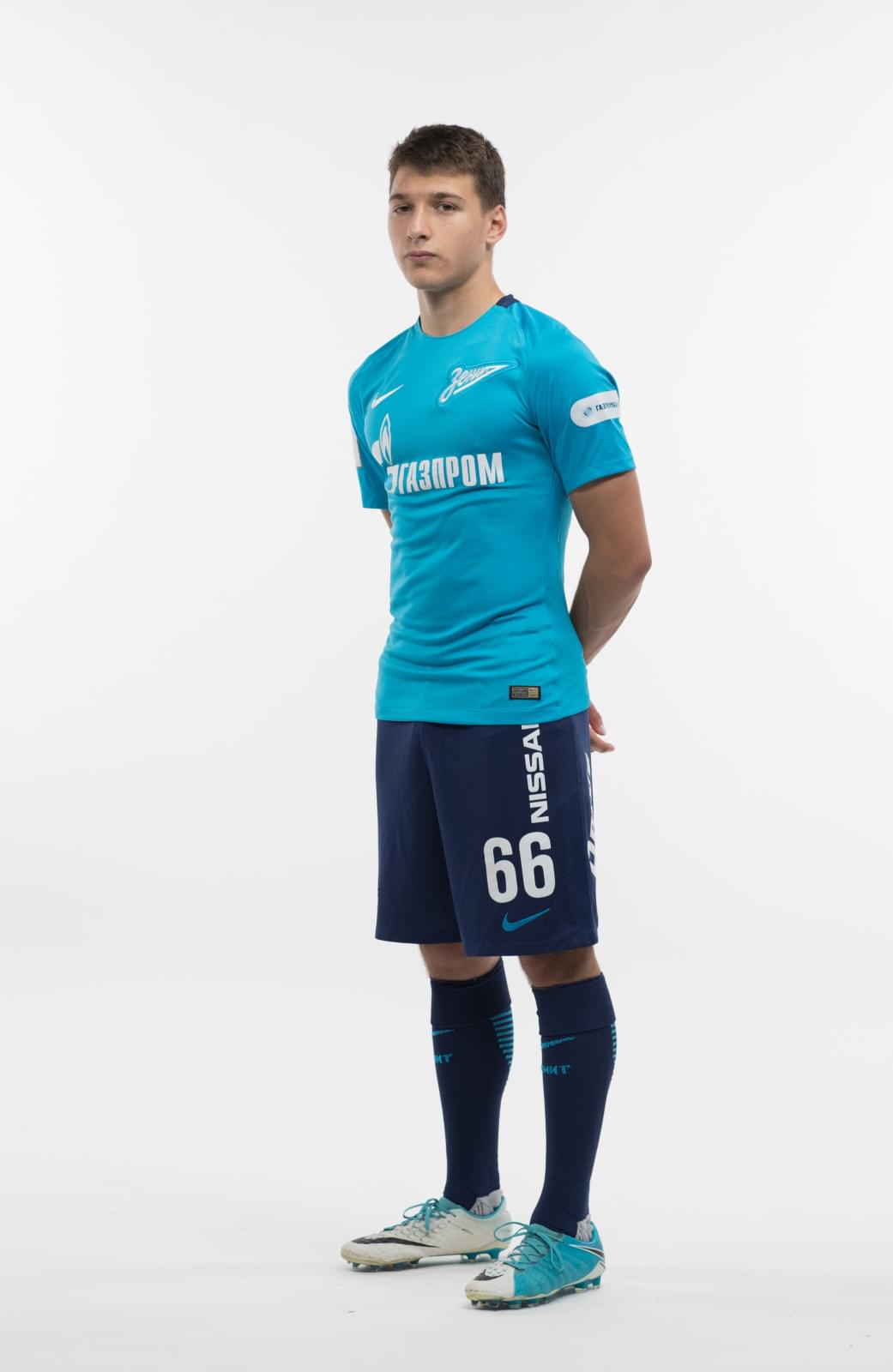 Фотосессия игроков молодежного состава ФК «Зенит» в новой игровой форме Nike сезона 2017/18