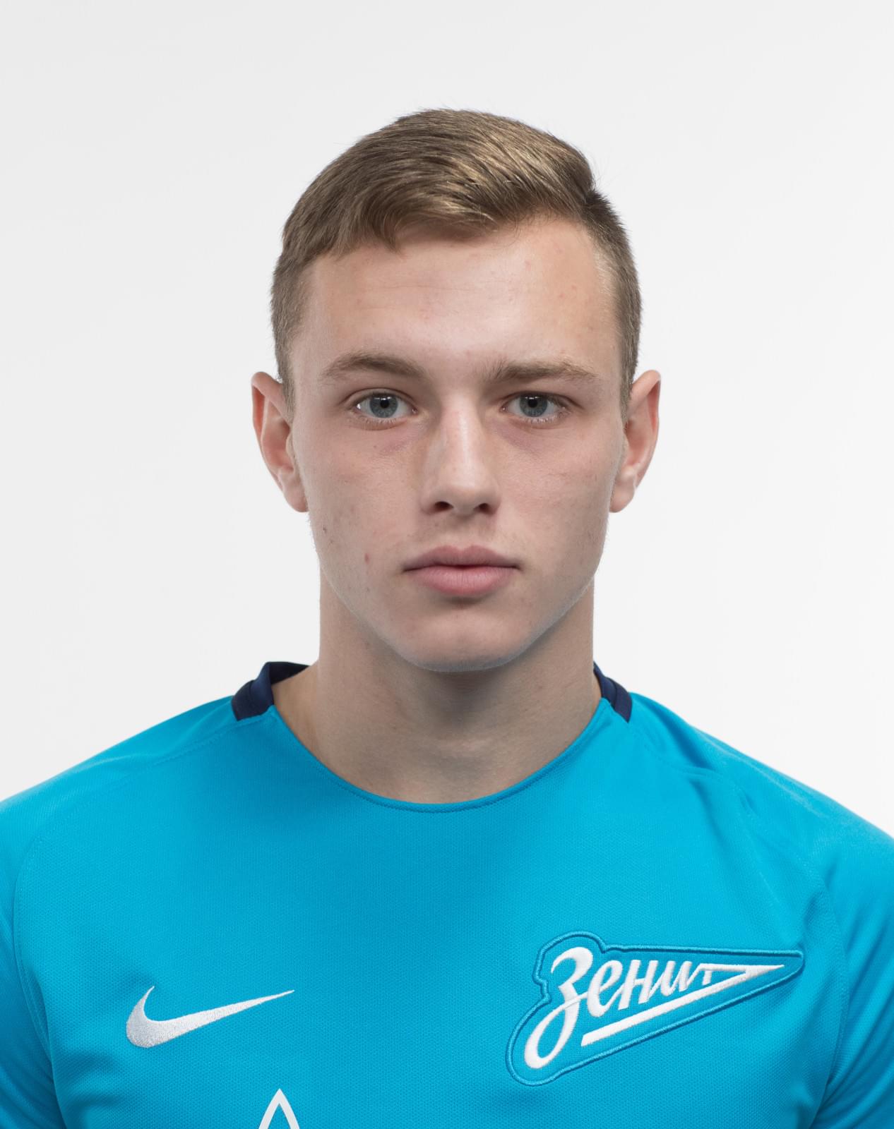 Фотосессия игроков молодежного состава ФК «Зенит» в новой игровой форме Nike сезона 2017/18