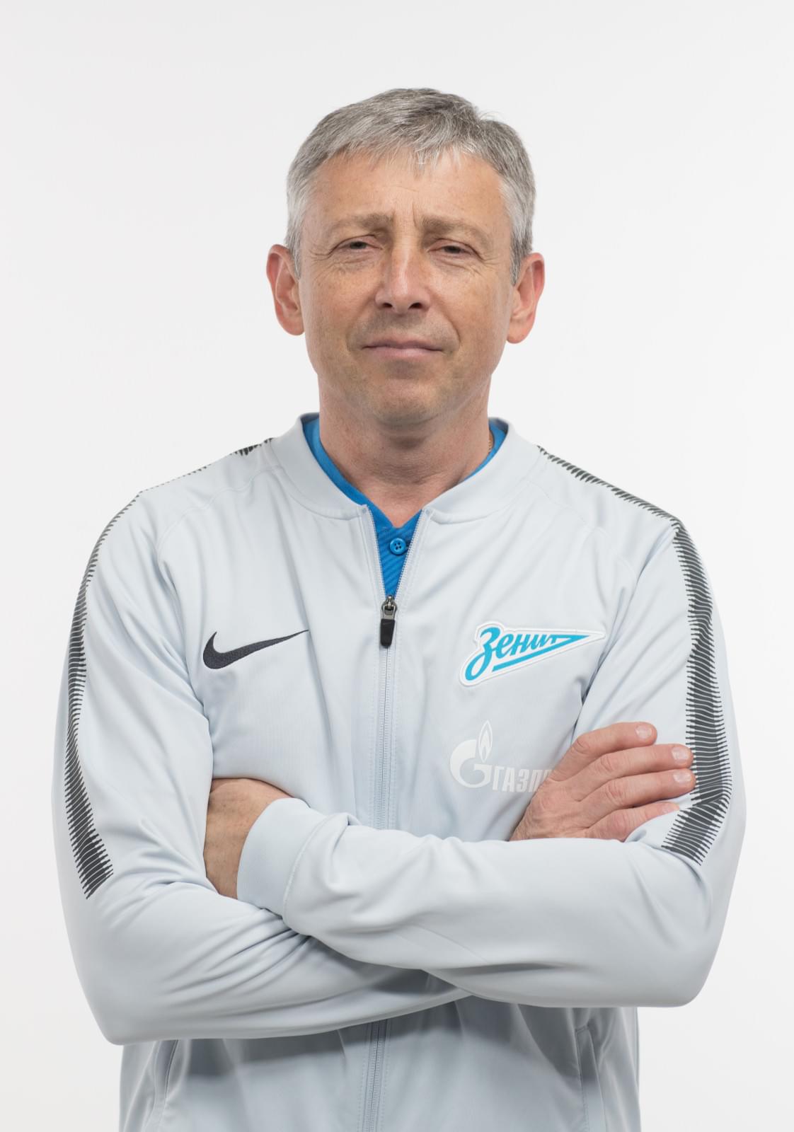 Фотосессия игроков молодежного состава ФК «Зенит» в новой игровой форме Nike сезона 2017/18