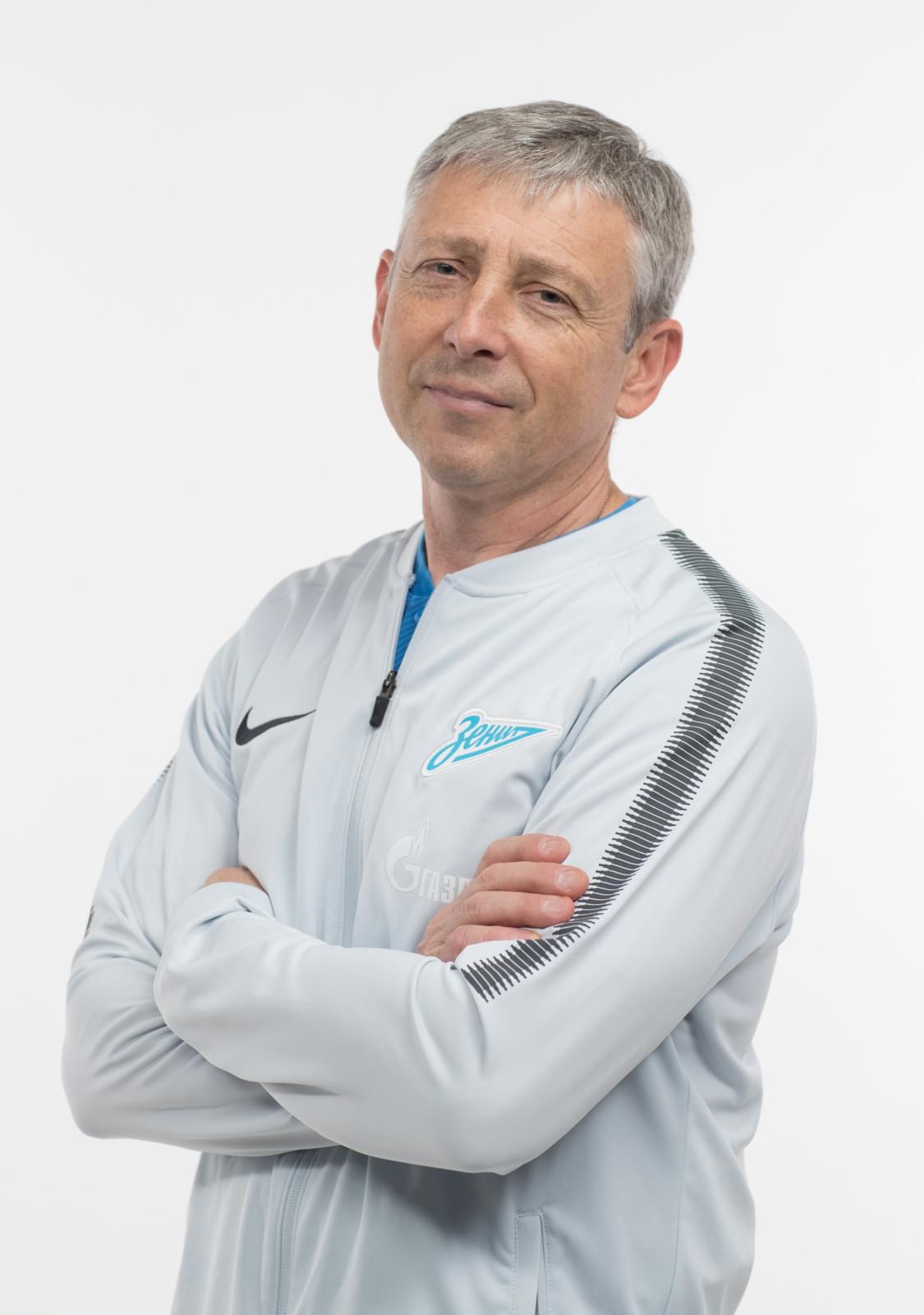 Фотосессия игроков молодежного состава ФК «Зенит» в новой игровой форме Nike сезона 2017/18