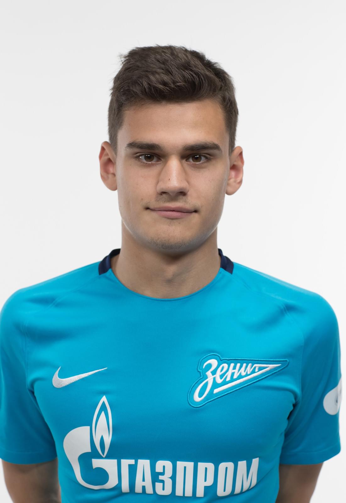 Фотосессия игроков молодежного состава ФК «Зенит» в новой игровой форме Nike сезона 2017/18