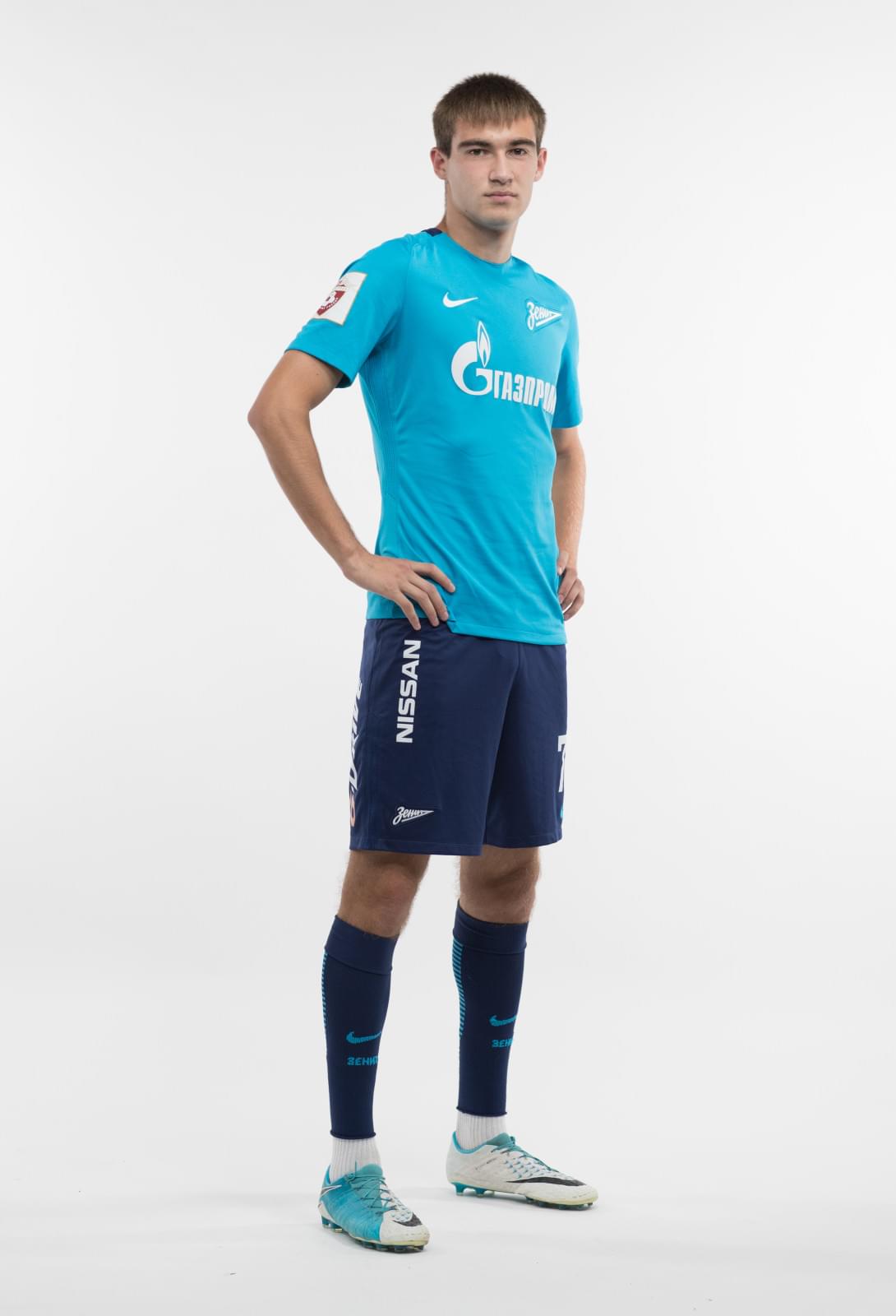 Фотосессия игроков молодежного состава ФК «Зенит» в новой игровой форме Nike сезона 2017/18