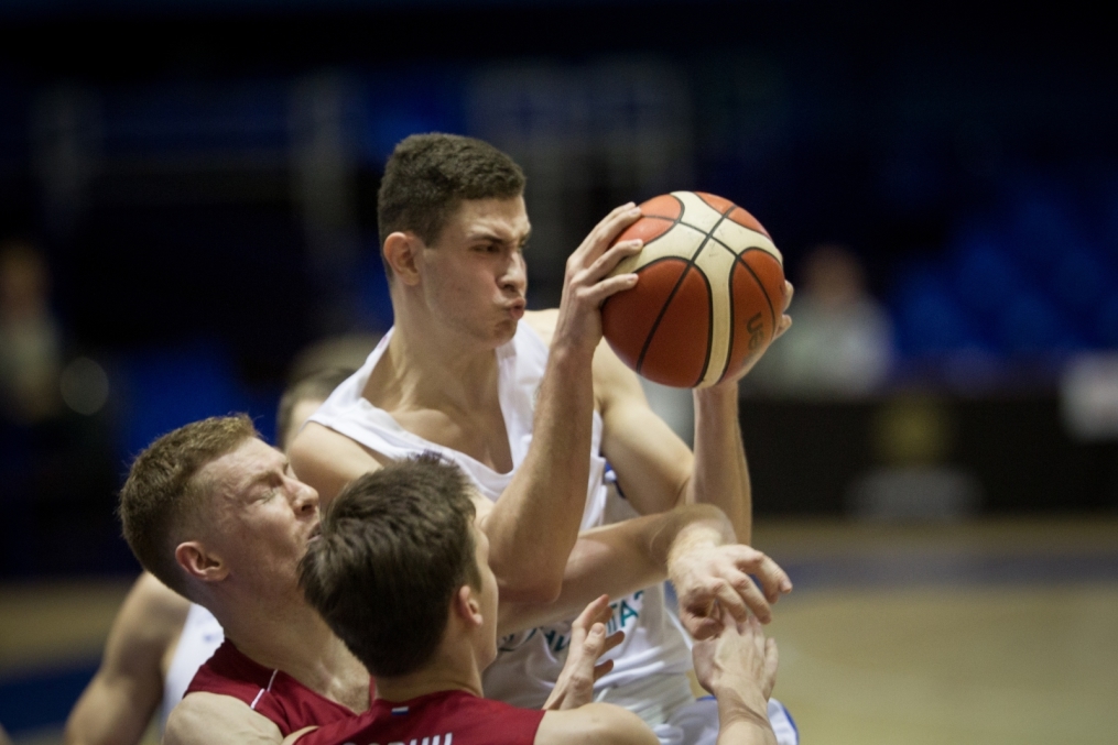 Чемпионат России по баскетболу 2017/2018. Суперлига 1. «Зенит-Фарм» — «МБА».