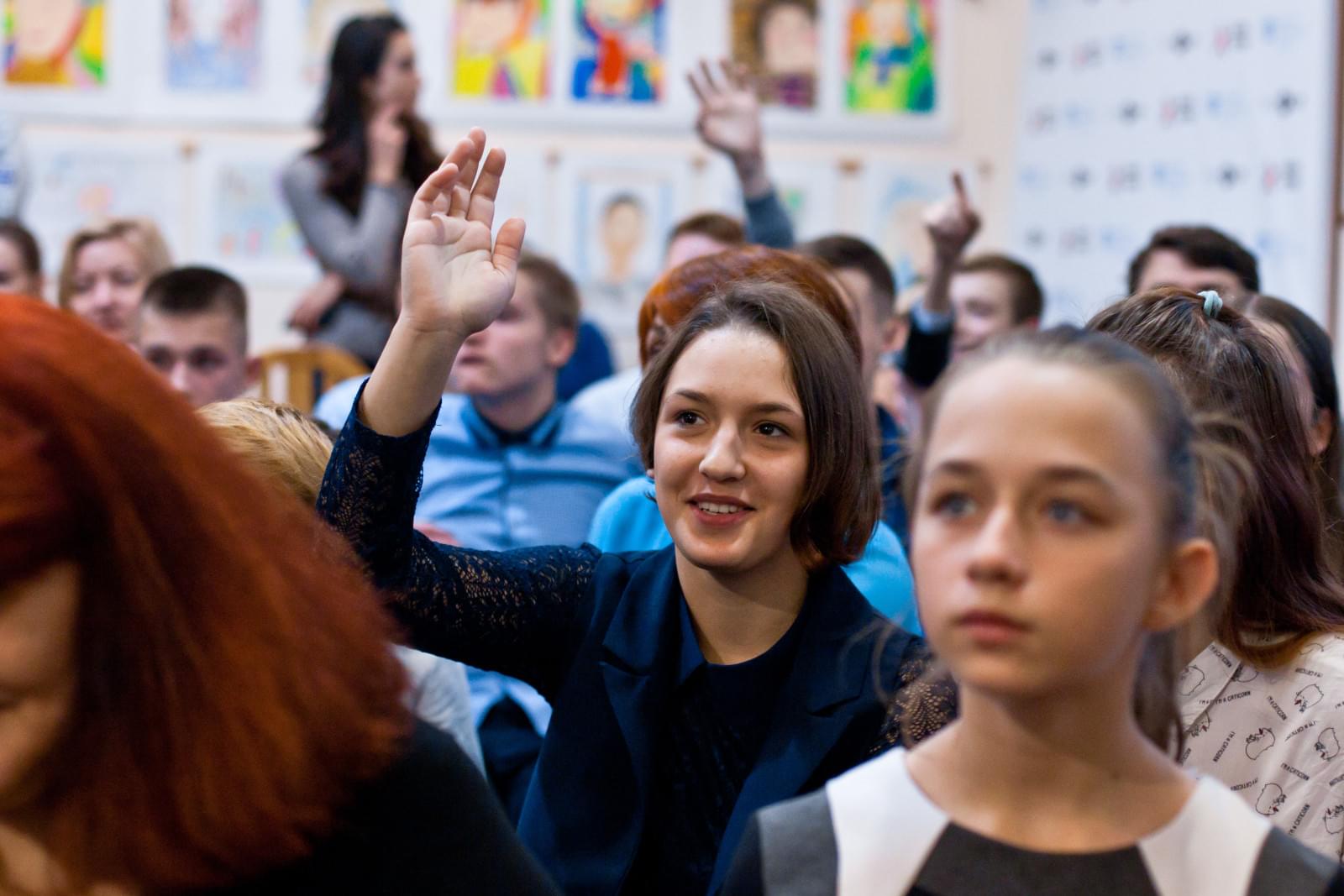 Александр Кокорин встретился с участниками проекта «Школа героев»