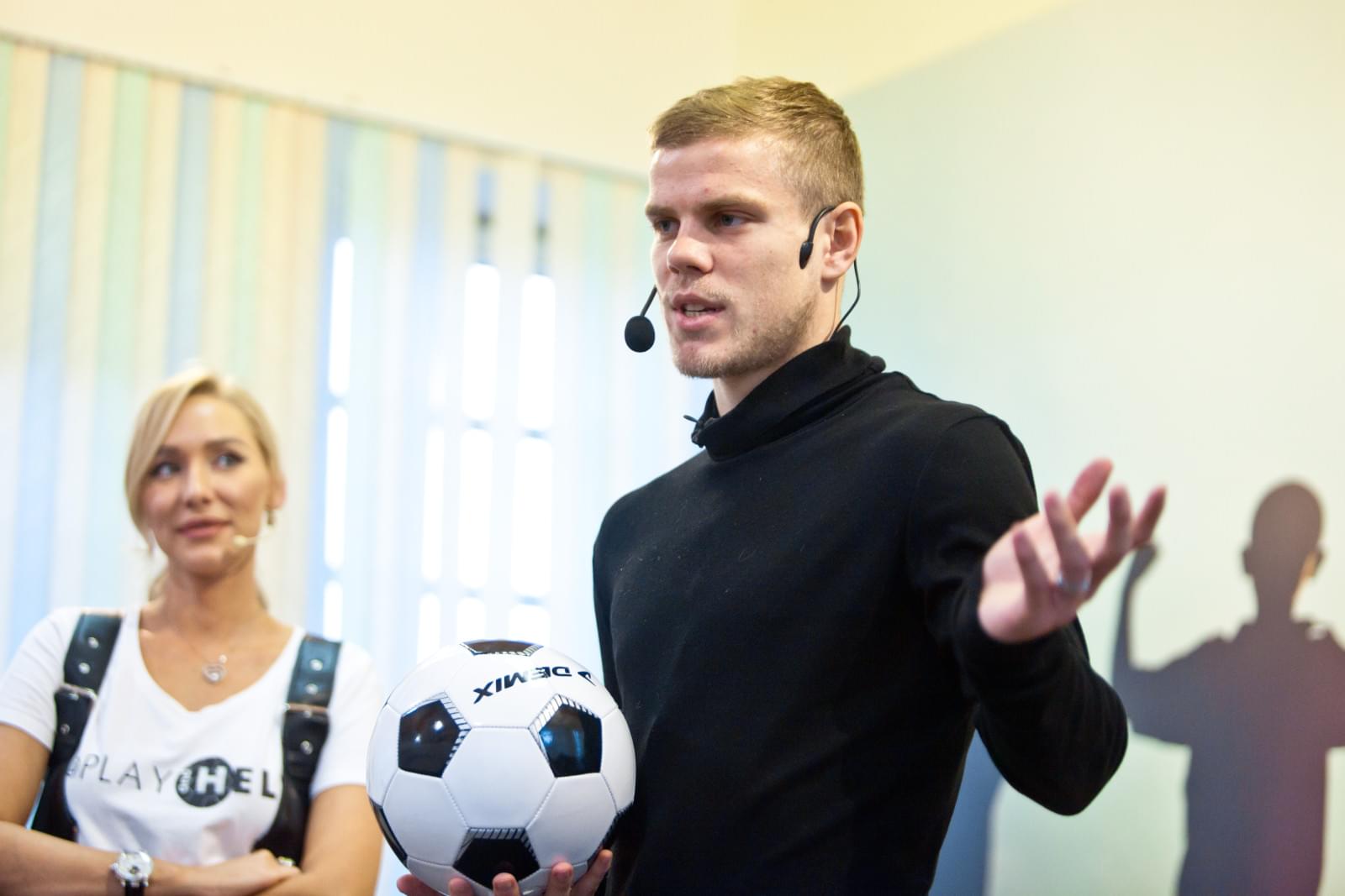 Александр Кокорин встретился с участниками проекта «Школа героев»