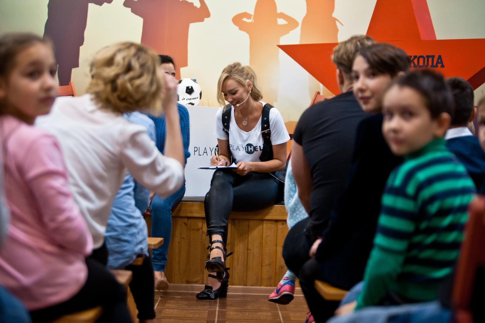 Александр Кокорин встретился с участниками проекта «Школа героев»